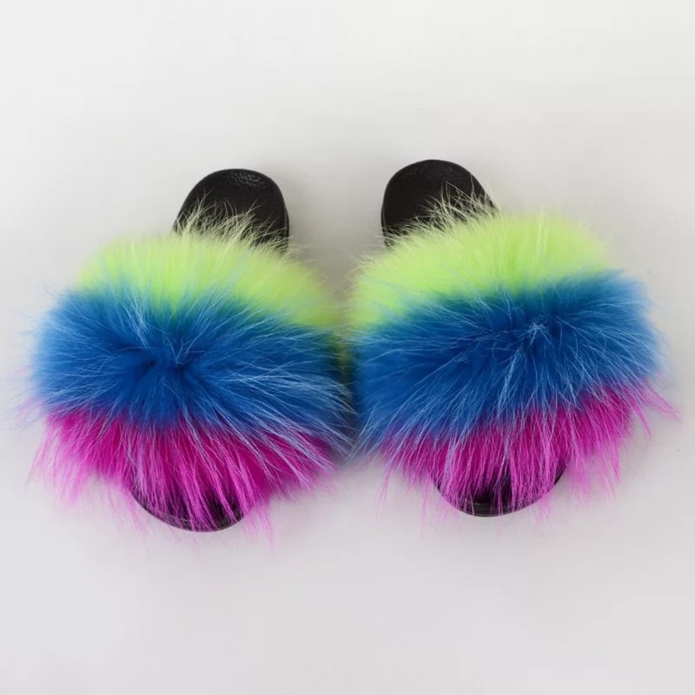 Tahiti fox fur slides
